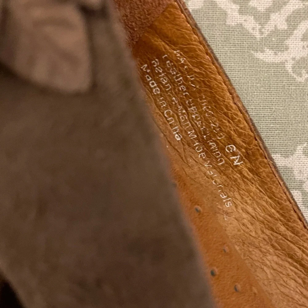 Anthropologie | Taupe suede | Naya Bakula heel - Picture 15 of 15